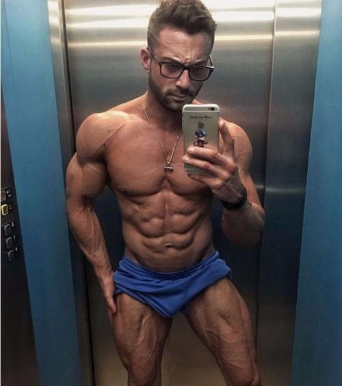 国产肌肉男裸体视频-第1张图片-中文字幕在线观看亚洲日韩