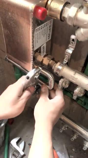 国产分水器推荐视频,视频解析选购指南-第1张图片-中文字幕在线观看亚洲日韩